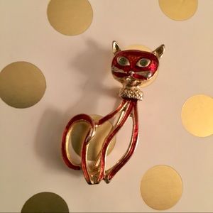 Vintage 1940’s Gold & enamel cat brooch